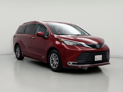 2021 Toyota Sienna XLE -
                Fresno, CA