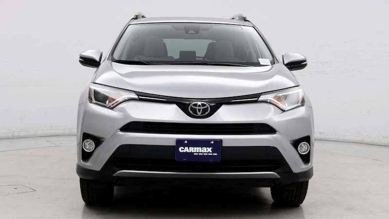 2018 Toyota RAV4 XLE 5