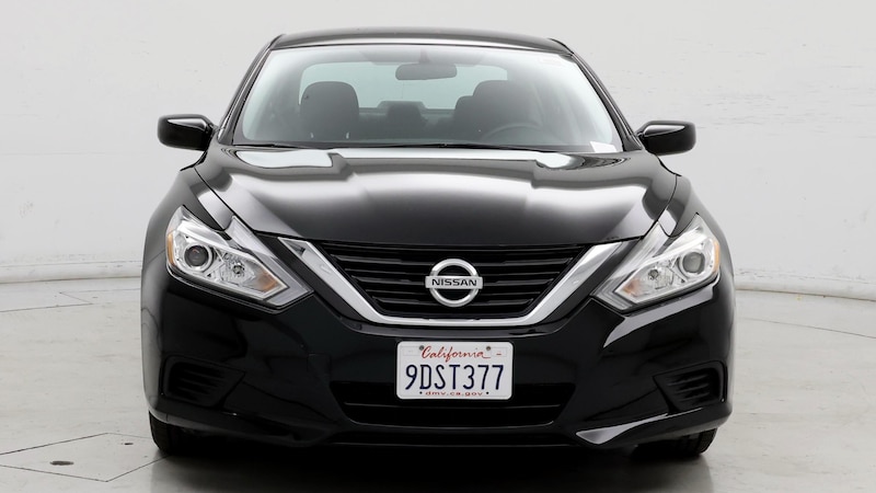 2016 Nissan Altima  5