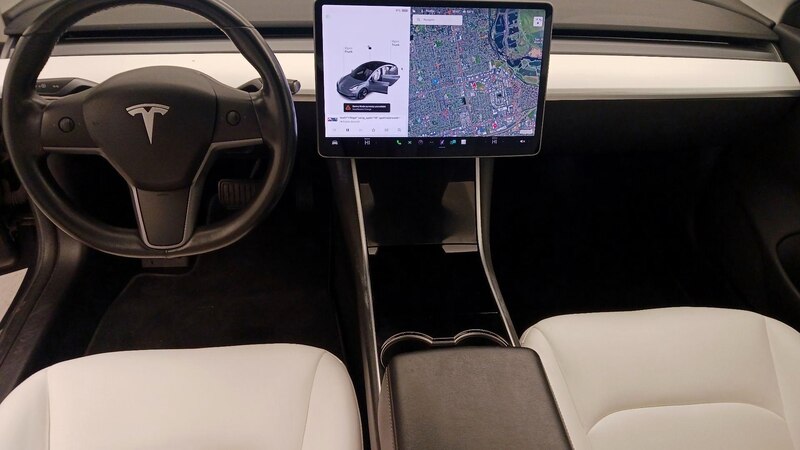 2018 Tesla Model 3 Long Range 9