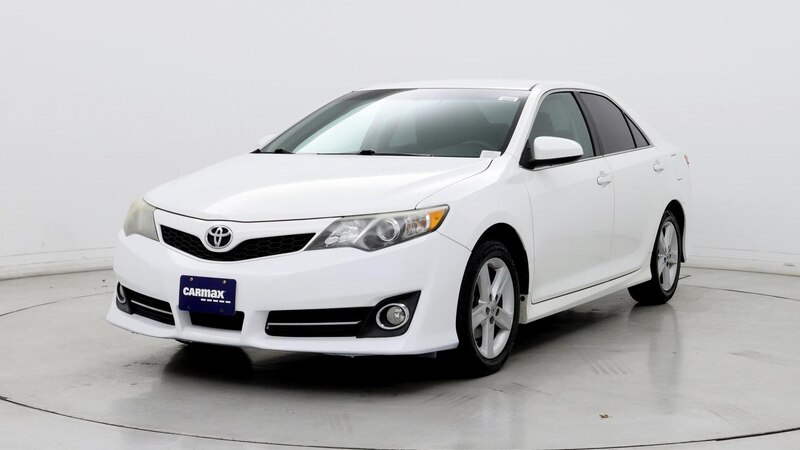 2014 Toyota Camry SE 4