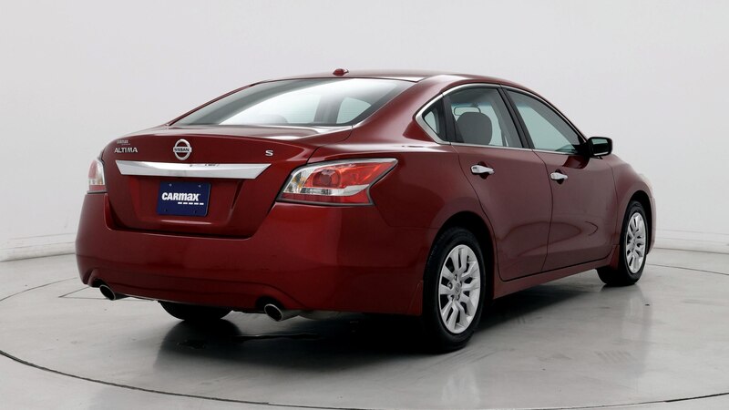 2015 Nissan Altima S 8