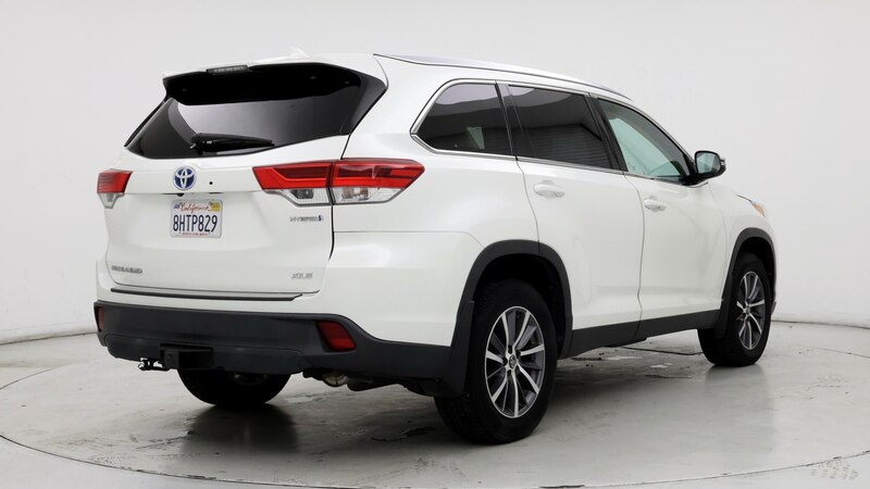 2019 Toyota Highlander XLE 8