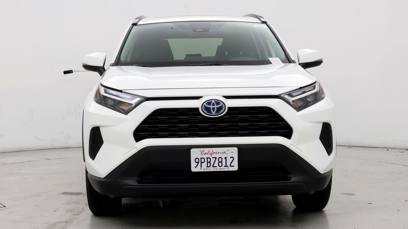 2024 Toyota RAV4 XLE 5