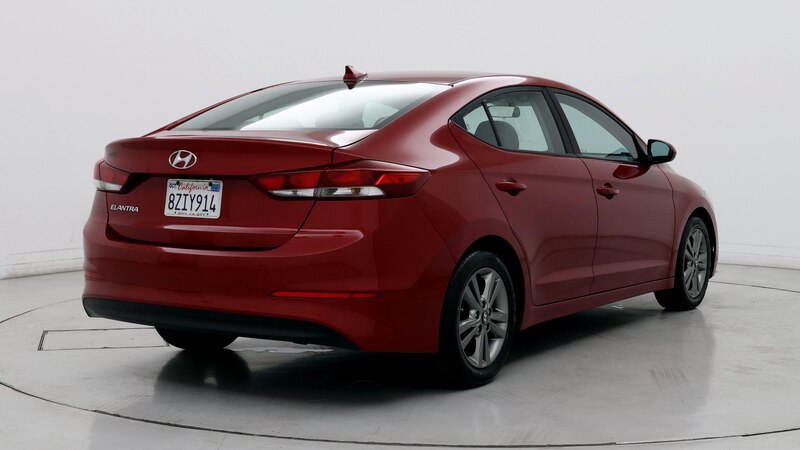 2017 Hyundai Elantra SE 8