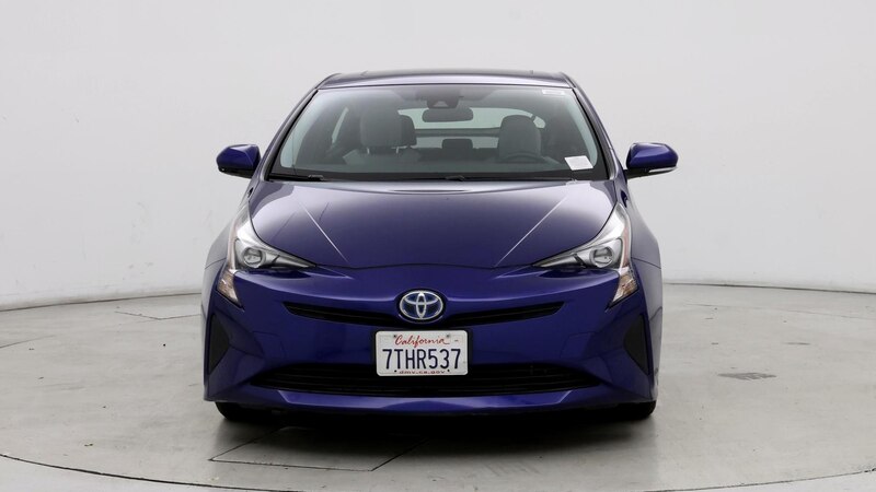 2016 Toyota Prius Three 5