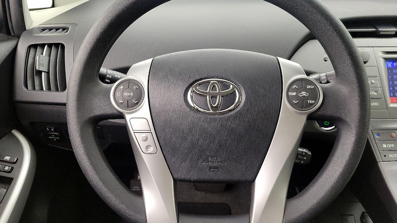 2013 Toyota Prius Two 10