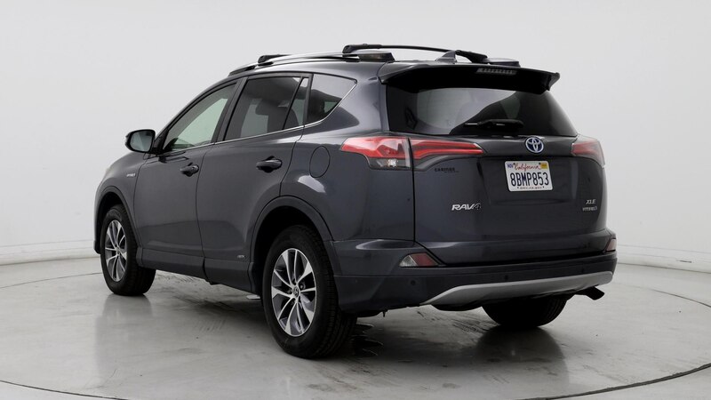 2018 Toyota RAV4 XLE 2