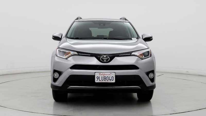 2018 Toyota RAV4 XLE 5