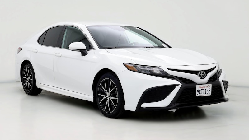 2023 Toyota Camry SE Hero Image