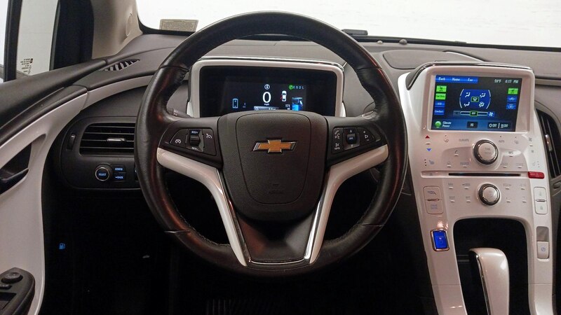 2015 Chevrolet Volt  10