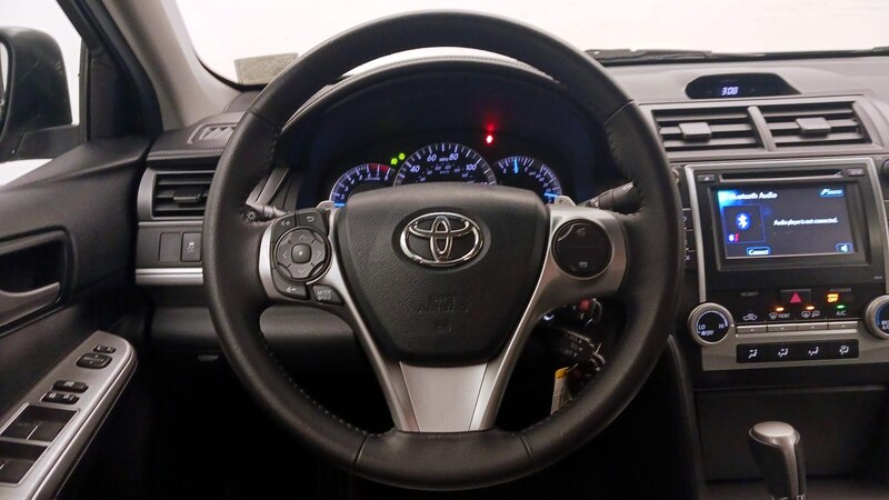 2013 Toyota Camry SE 10