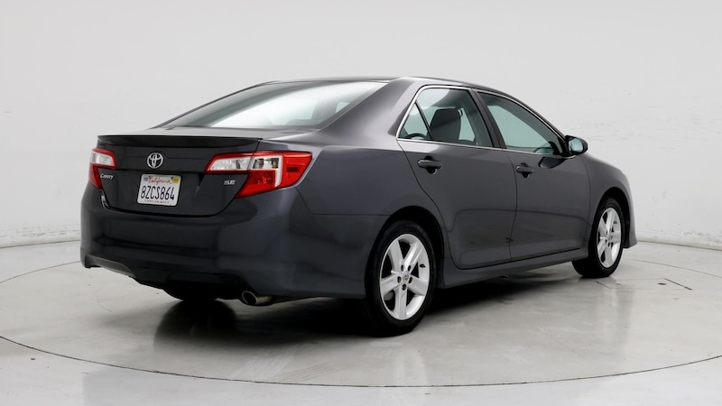 2013 Toyota Camry SE 8