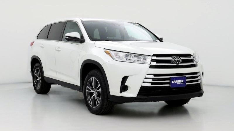 2019 Toyota Highlander LE Hero Image