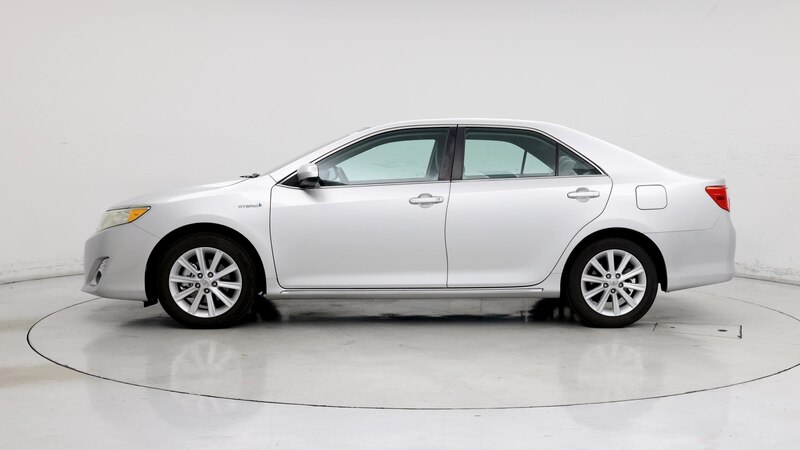 2013 Toyota Camry XLE 3