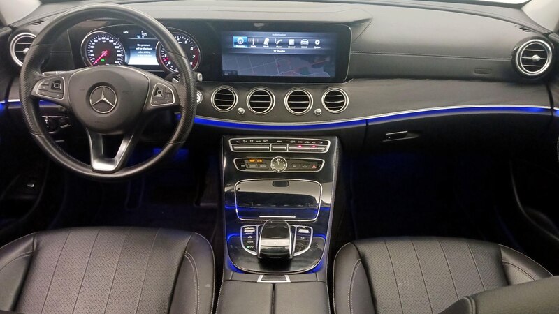 2017 Mercedes-Benz E-Class E 300 9