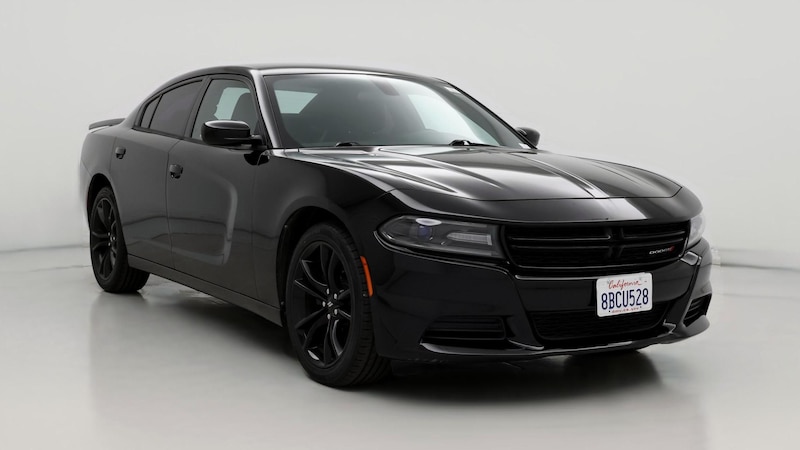 2018 Dodge Charger SXT Hero Image