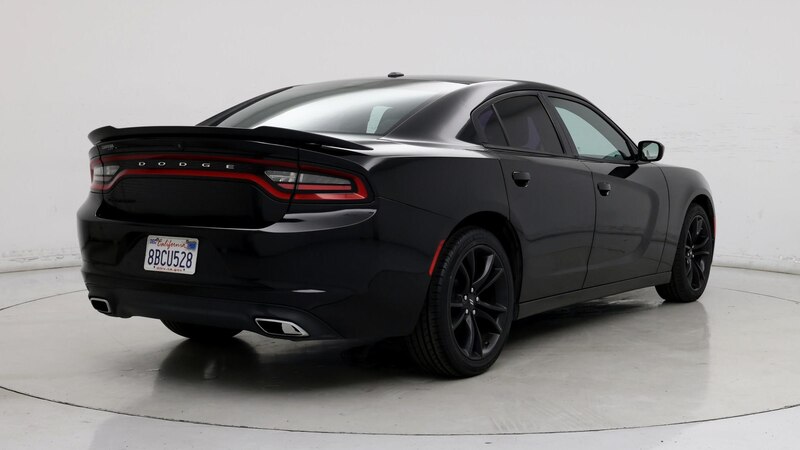 2018 Dodge Charger SXT 8