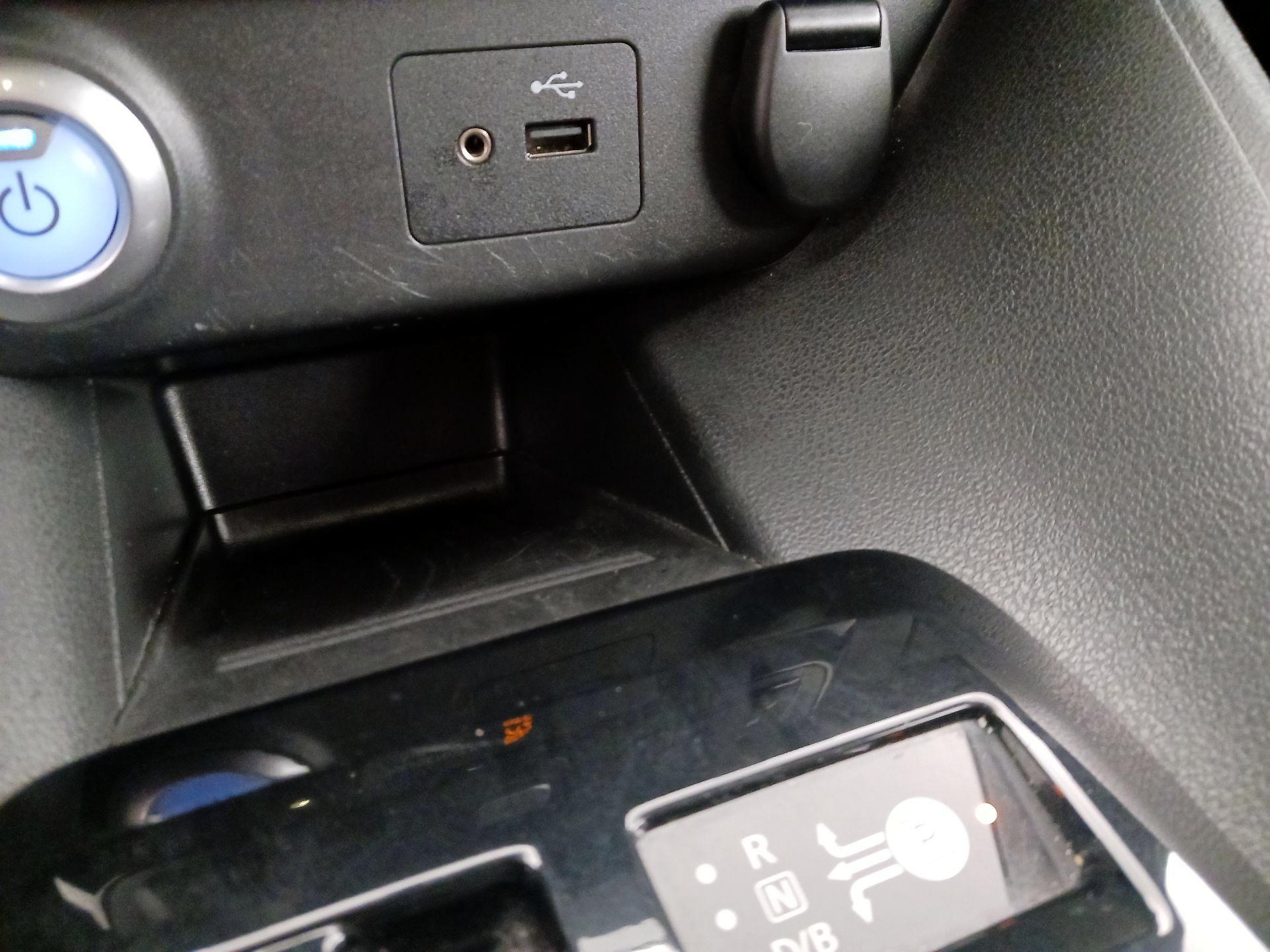 Thumbnail: 2018 Nissan Leaf - 19