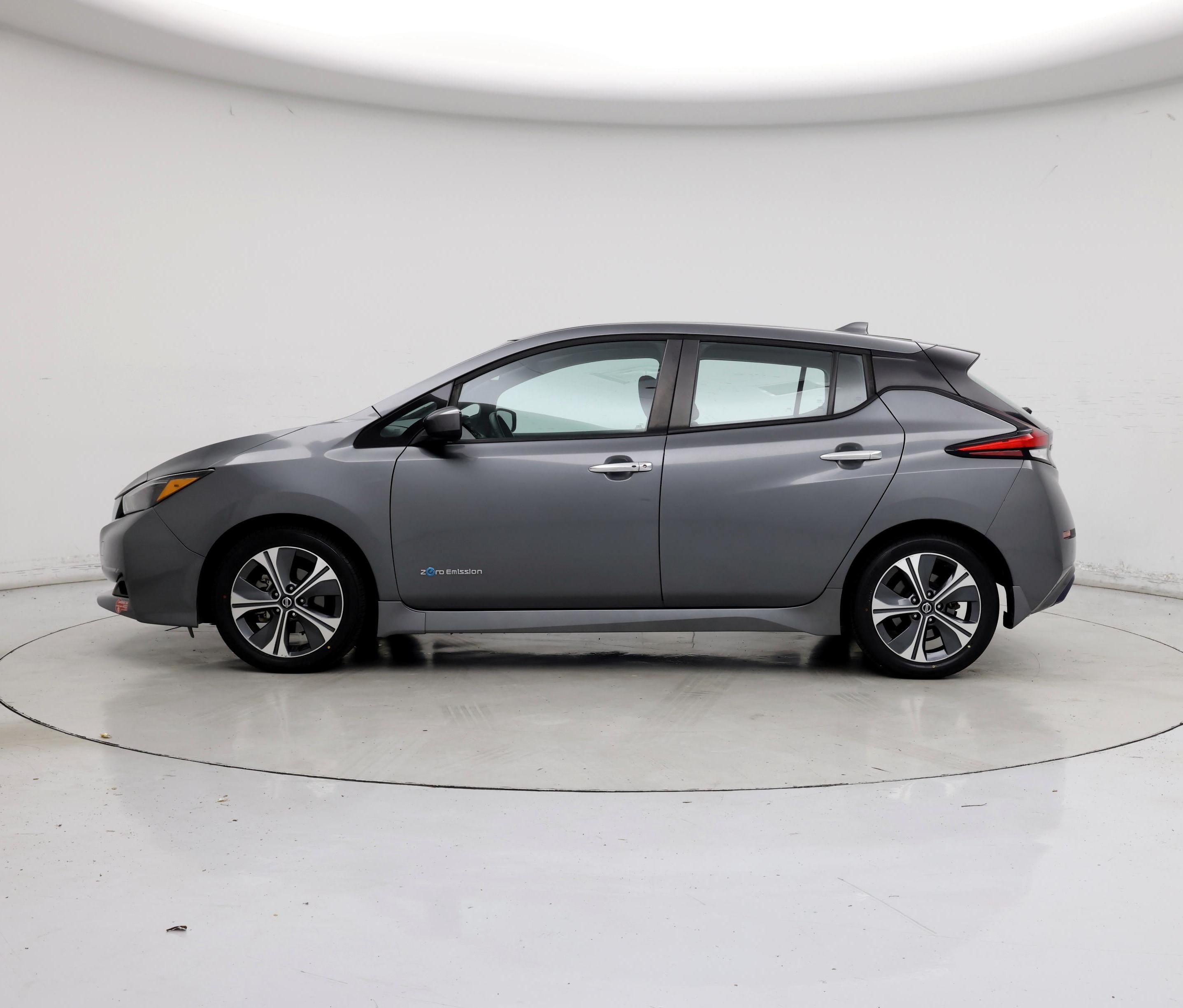 Thumbnail: 2018 Nissan Leaf - 3
