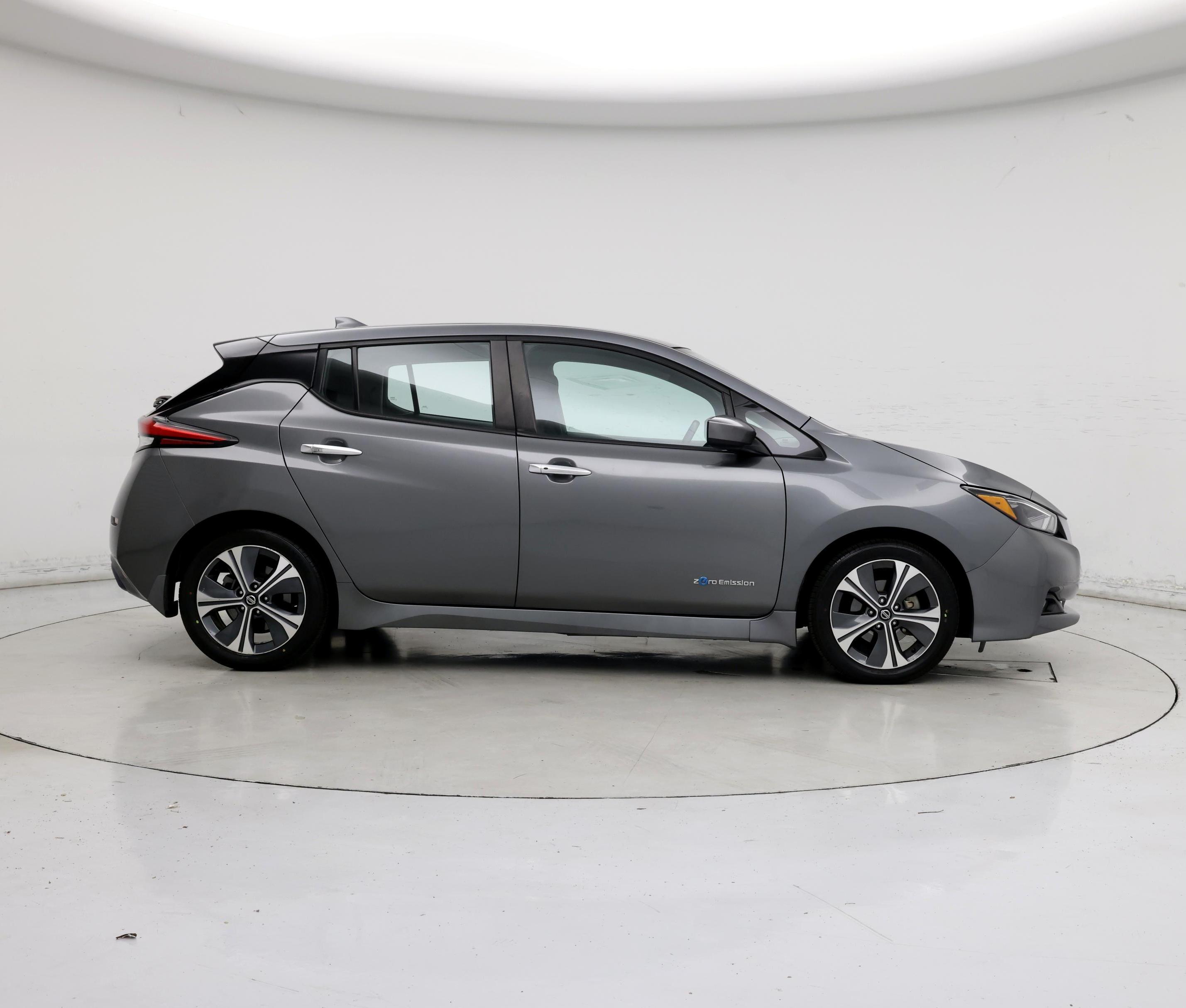 Thumbnail: 2018 Nissan Leaf - 7
