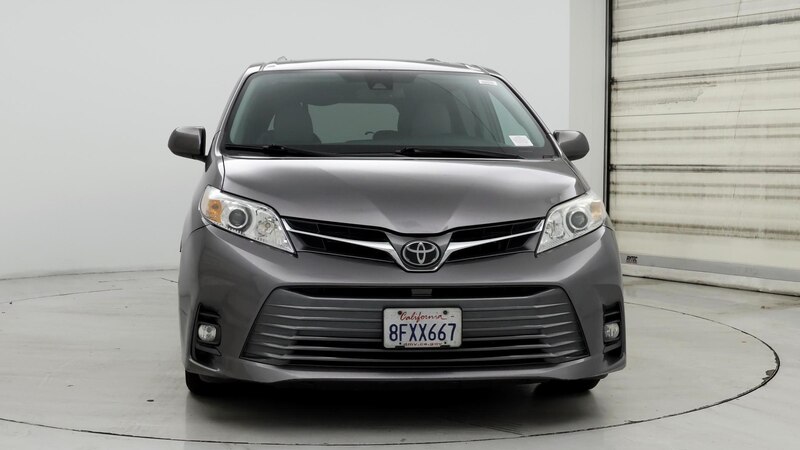 2019 Toyota Sienna XLE 5