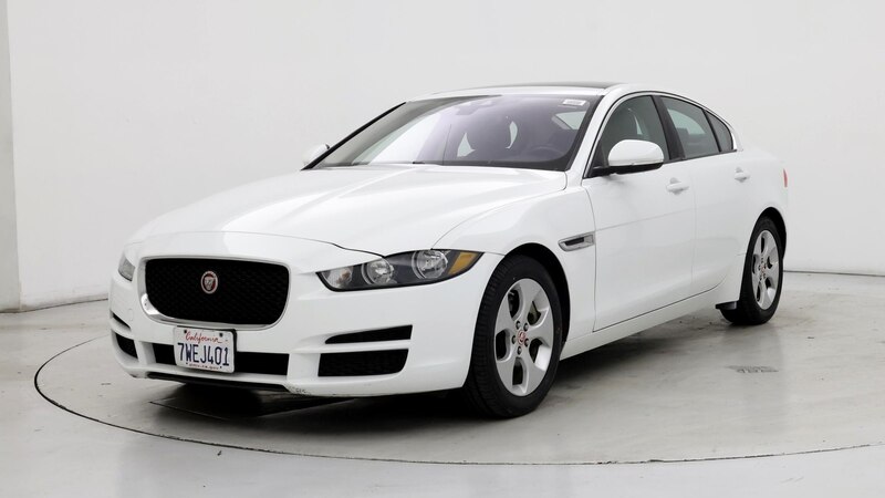 2017 Jaguar XE  4