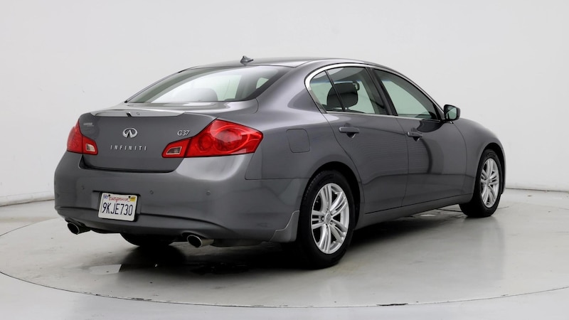 2013 INFINITI G37 Journey 8