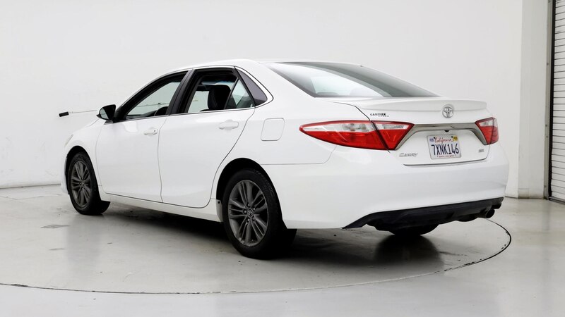 2015 Toyota Camry SE 2