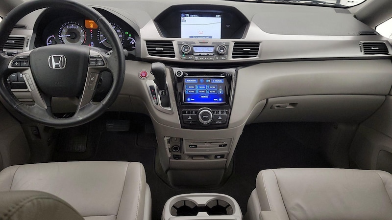 2015 Honda Odyssey Touring 9