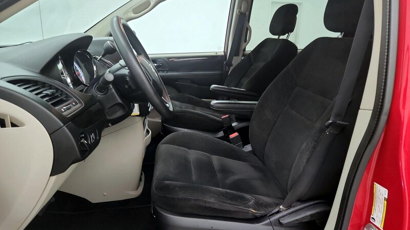 2014 Dodge Grand Caravan SE 11