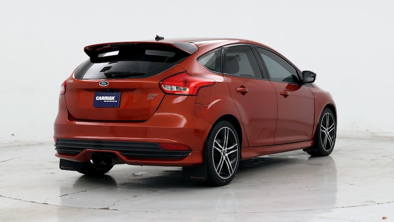 2018 Ford Focus ST 8