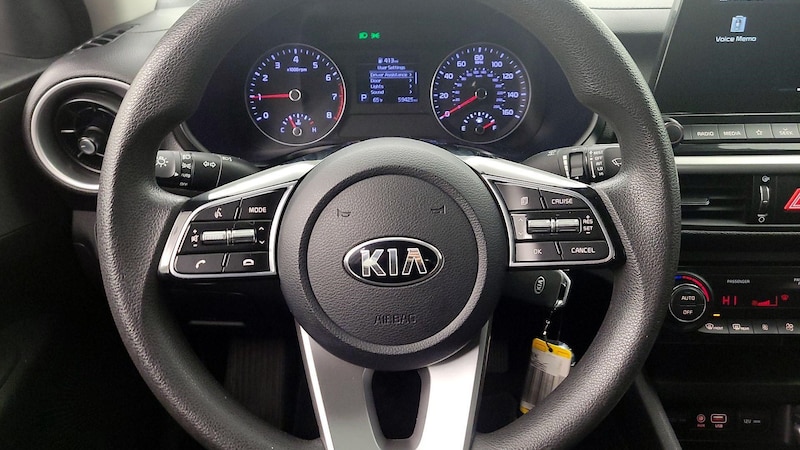 2019 Kia Forte LXS 10