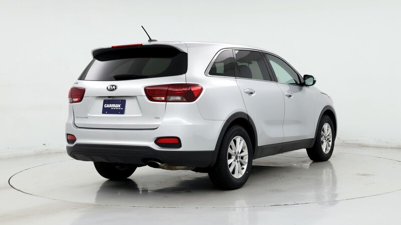 2019 Kia Sorento LX 8