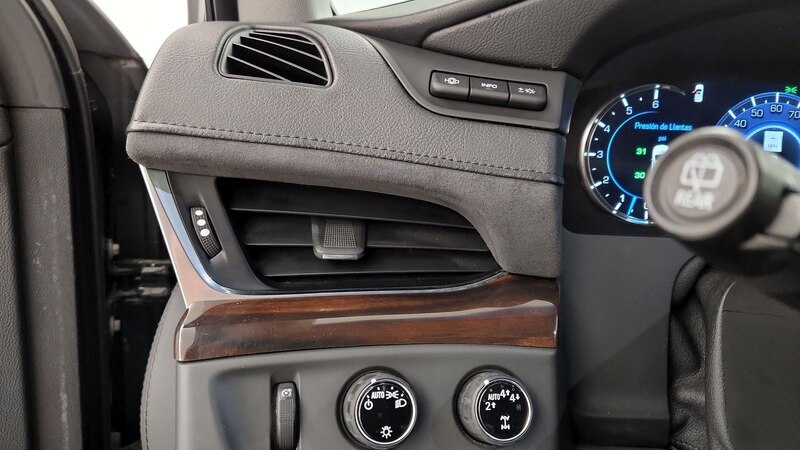 2018 Cadillac Escalade Luxury 13
