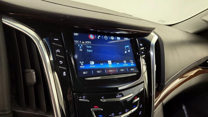 2018 Cadillac Escalade Luxury 16