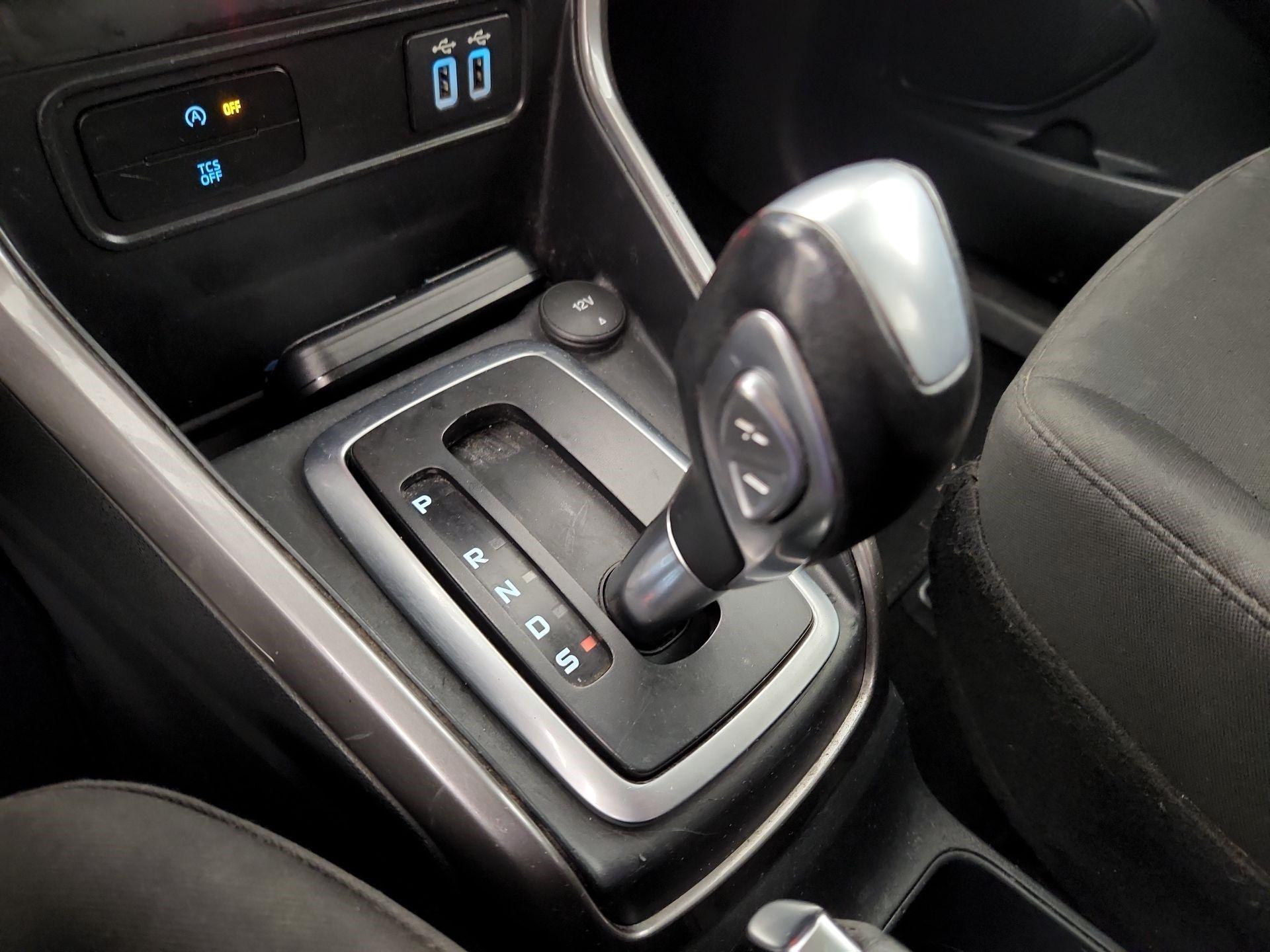 Thumbnail: 2018 Ford EcoSport - 17