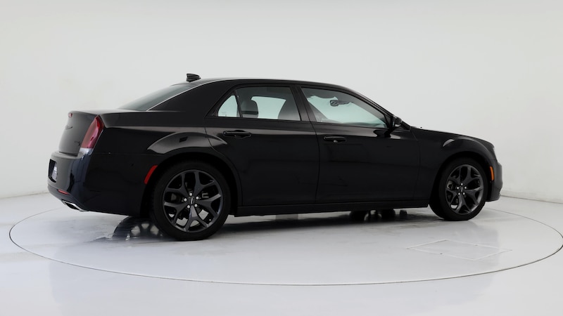 2023 Chrysler 300 S 6