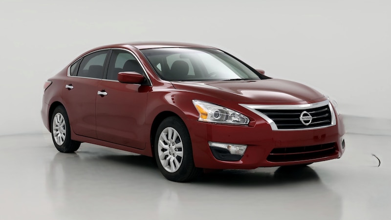 2014 Nissan Altima S Hero Image