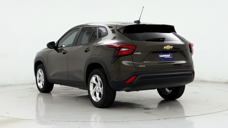 2024 Chevrolet Trax LS 2