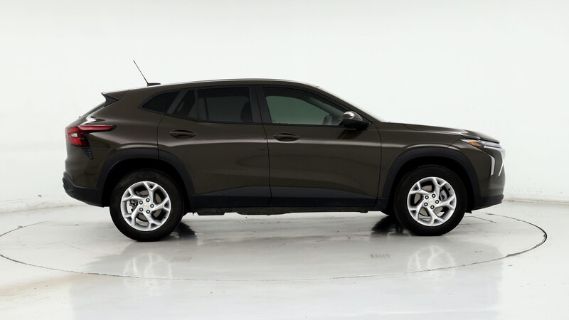 2024 Chevrolet Trax LS 7