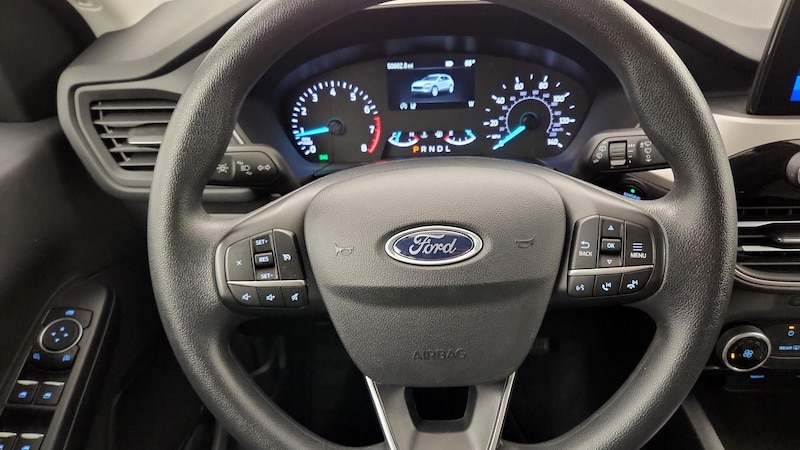 2022 Ford Escape SE 10