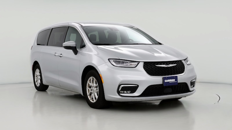 2023 Chrysler Pacifica Touring Hero Image