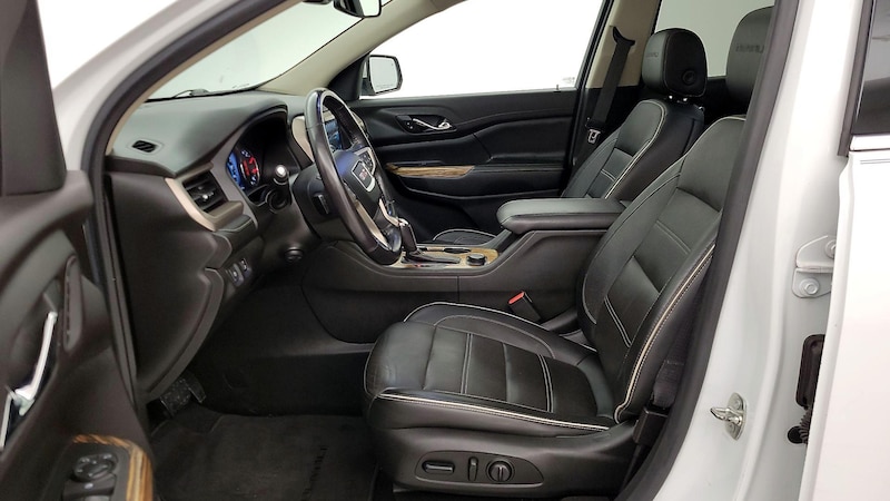 2019 GMC Acadia Denali 11