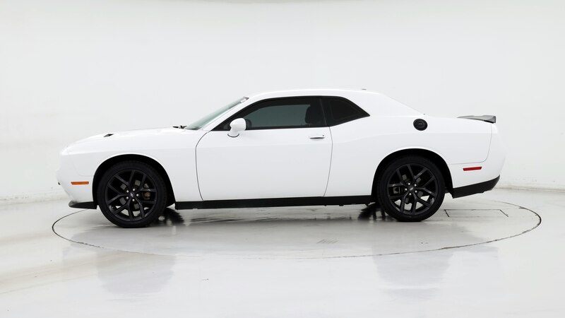 2022 Dodge Challenger SXT 3