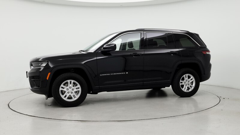 2023 Jeep Grand Cherokee Laredo 3