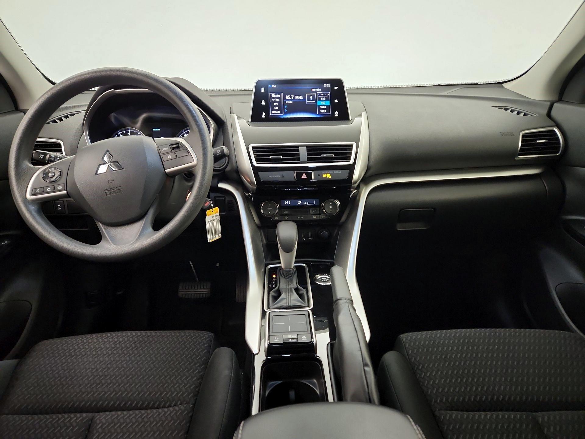 Thumbnail: 2018 Mitsubishi Eclipse Cross - 9