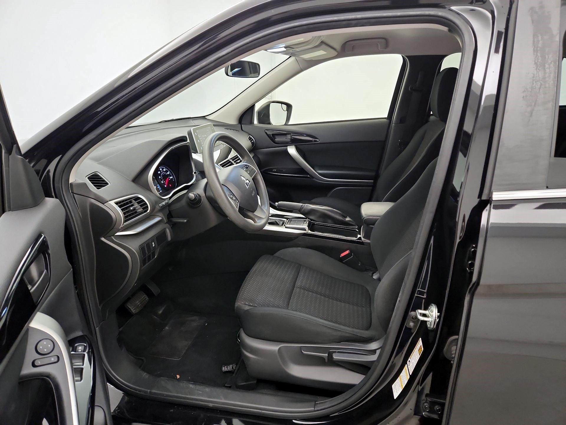 Thumbnail: 2018 Mitsubishi Eclipse Cross - 11