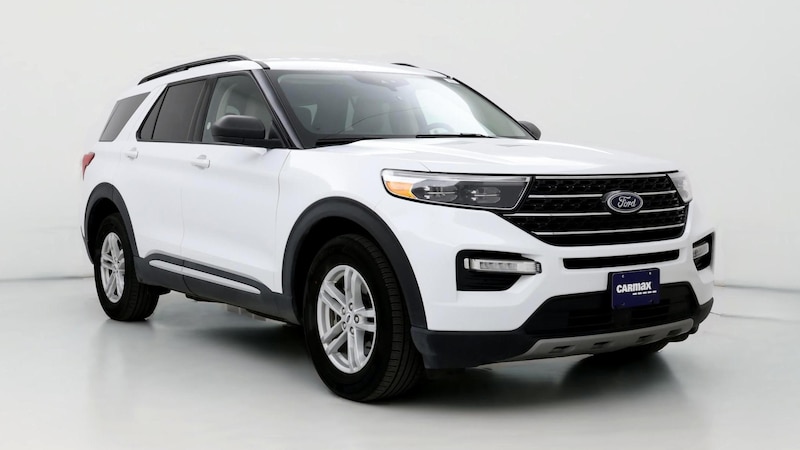 2023 Ford Explorer XLT Hero Image