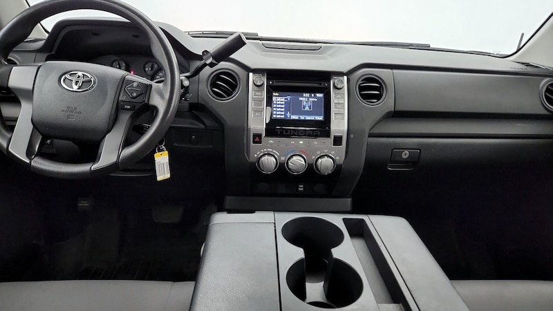 2014 Toyota Tundra SR 9